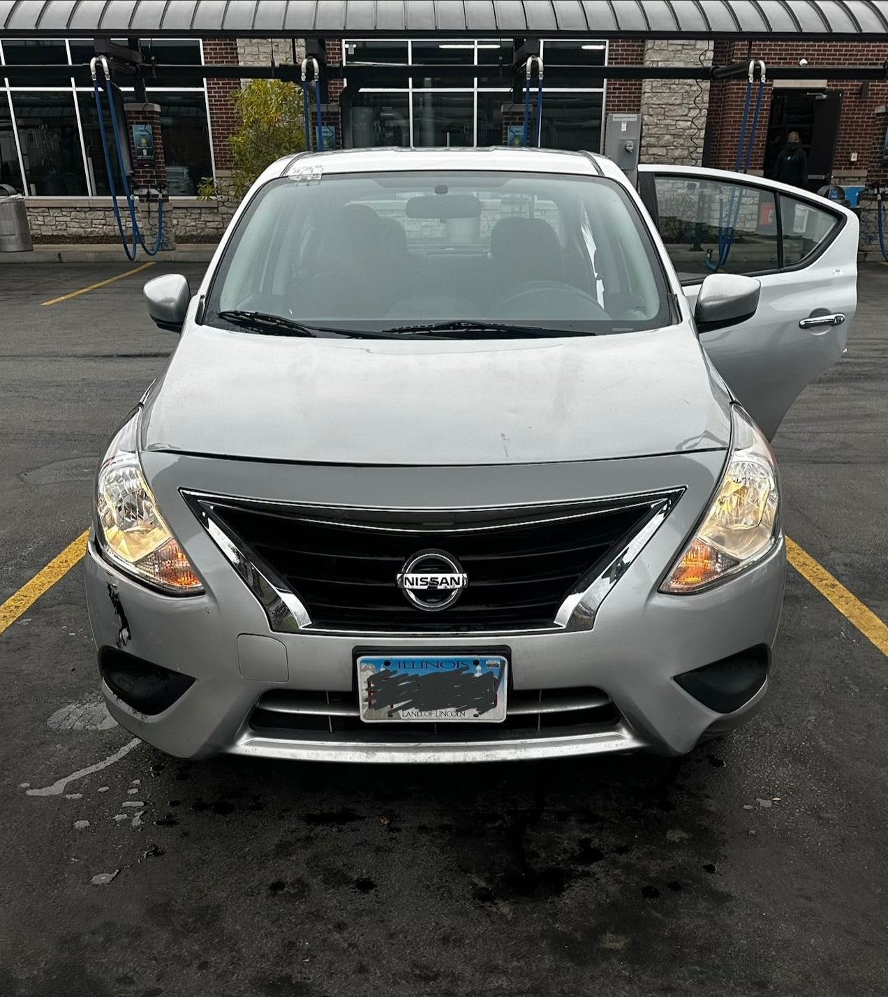 2019 Nissan versa