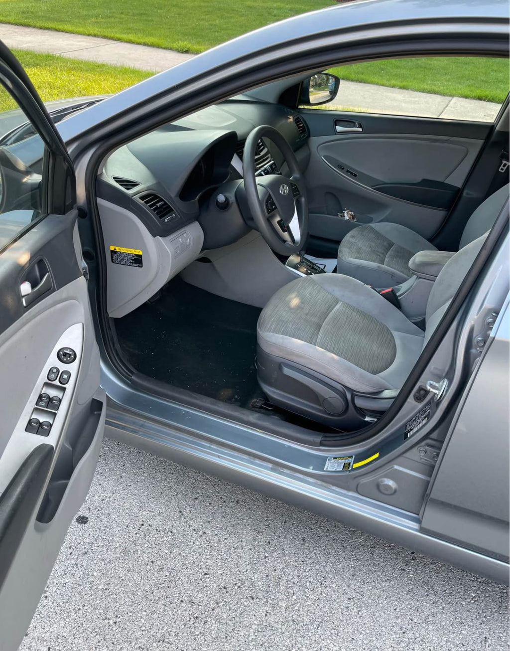 Hyundai Accent – Compact & Fuel-Efficient Rental