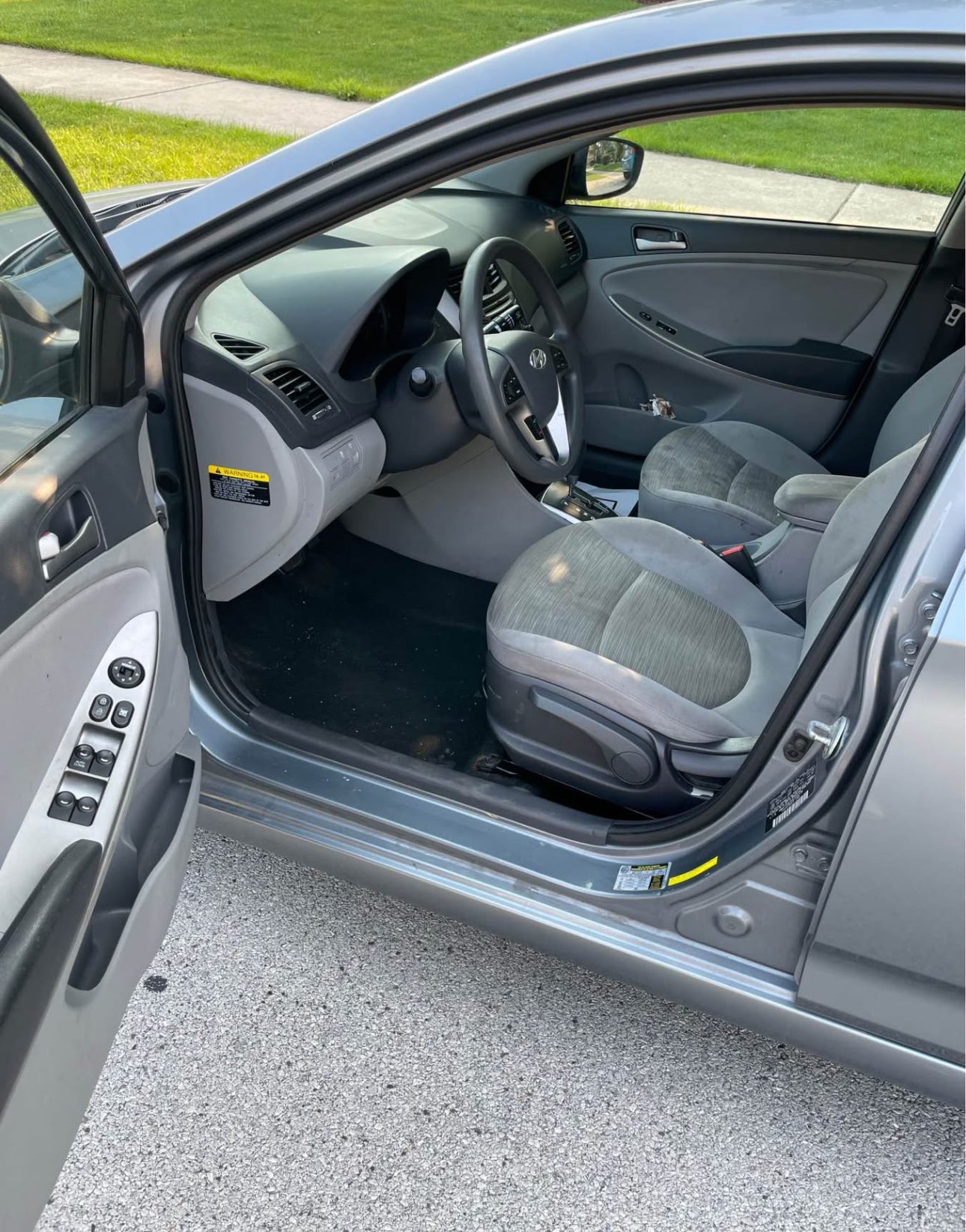 Hyundai Accent – Compact & Fuel-Efficient Rental